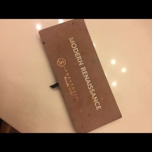 Modern renaissance palette